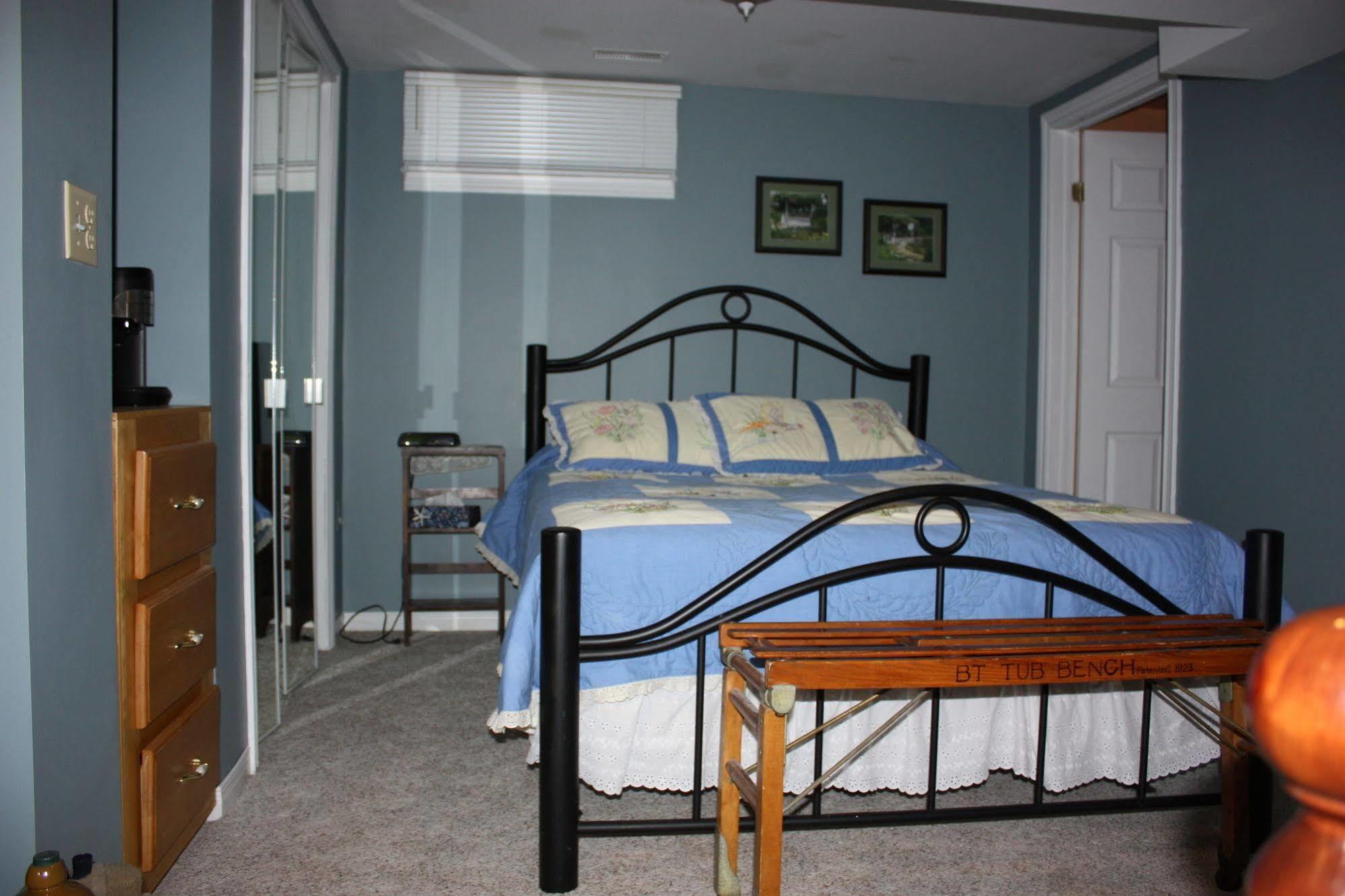 Carrousel Bed & Breakfast Cayuga Buitenkant foto